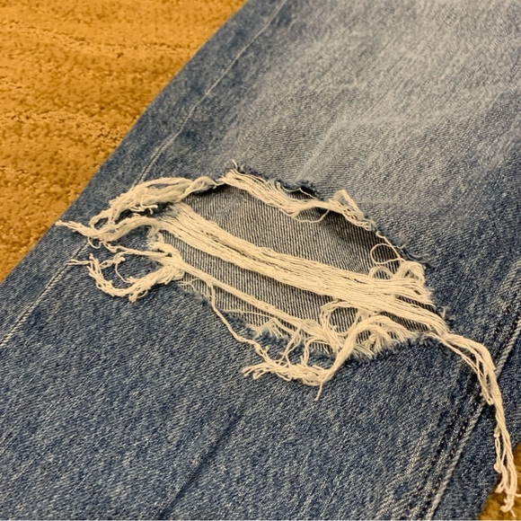 American Eagle Women’s Size 2 Relaxed Mom Jean - Picture 13 of 16